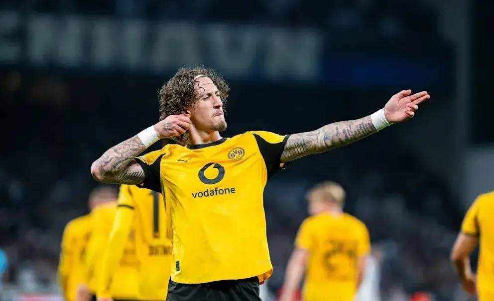 雷竞技官方网站-包含多特蒙德队惨败！主帅赛后直言球队需彻底反思，孩子经营他的.的词条